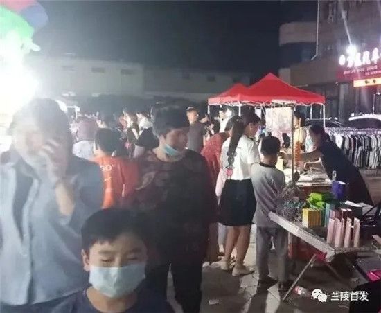 穿拖鞋、逛夜市，是对夏天最起码的尊重…临沂这地夜市复市！